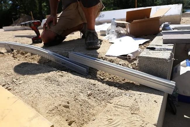 New Automatic Pool Cover Installation