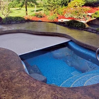 Under Track pool cover system